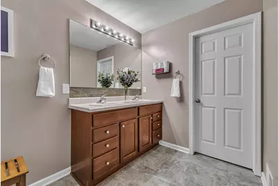 31185 Handsomer Drive, Flat Rock, MI 48134 - Photo 25