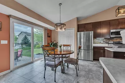 31185 Handsomer Drive, Flat Rock, MI 48134 - Photo 13