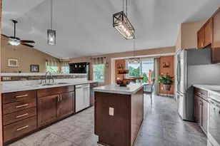 31185 Handsomer Dr, Flat Rock, MI 48134 - Photo 19