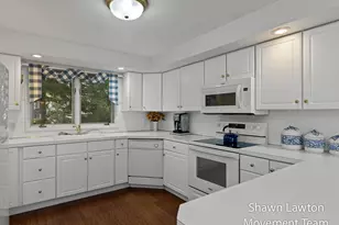 1833 Bonneville Dr, Muskegon, MI 49441 - Photo 9