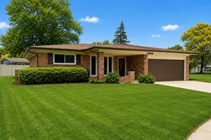 5806 Wedgewood Rd, Canton, MI 48187 - Photo 3