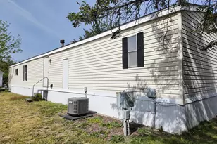 14464 Lemontree Ln, West Olive, MI 49460 - Photo 17