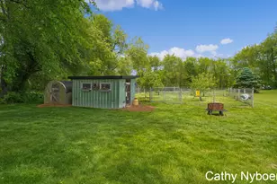 9188 W V Ave, Schoolcraft, MI 49087 - Photo 41