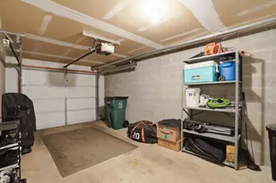 126 Allenhurst Ave, Royal Oak, MI 48067 - Photo 23