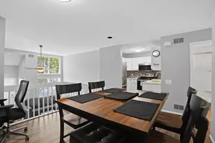 126 Allenhurst Ave, Royal Oak, MI 48067 - Photo 11