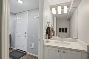126 Allenhurst Ave, Royal Oak, MI 48067 - Photo 21