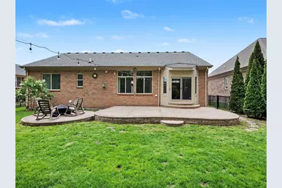45654 Lookout Drive, Macomb, MI 48044 - Photo 5