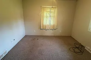 3250 Carlton Blvd, Jackson, MI 49203 - Photo 7