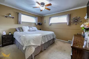 21114 Danbury St, Clinton Twp, MI 48035 - Photo 11