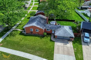 21114 Danbury St, Clinton Twp, MI 48035 - Photo 21
