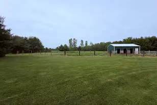 6585 Sinclair Rd, Eau Claire, MI 49111 - Photo 31