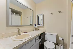 7490 Ledgewood Dr, Fenton, MI 48430 - Photo 23