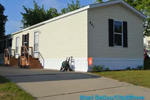441 Tanglewood Dr, Middleville, MI 49333 - Photo 1