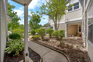 717 Fieldstone Cir W, Chelsea, MI 48118 - Photo 25
