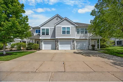 717 Fieldstone Circle W, Chelsea, MI 48118 - Photo 3