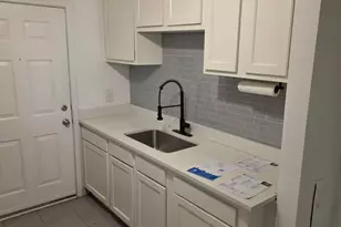 19925 Greenfield Rd, Detroit, MI 48235 - Photo 15