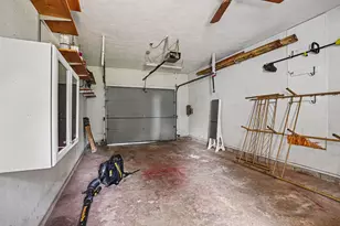402 Charles St, Paw Paw, MI 49079 - Photo 23