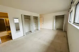 795 Watersedge Dr, Ann Arbor, MI 48105 - Photo 13