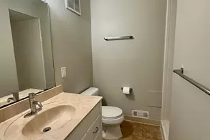 795 Watersedge Dr, Ann Arbor, MI 48105 - Photo 9