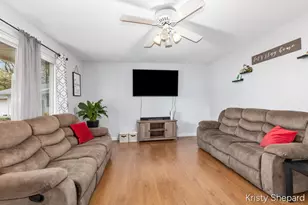 222 York View Pl NW, Comstock Park, MI 49321 - Photo 7