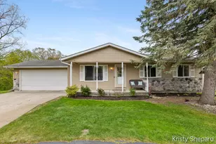 222 York View Pl NW, Comstock Park, MI 49321 - Photo 1