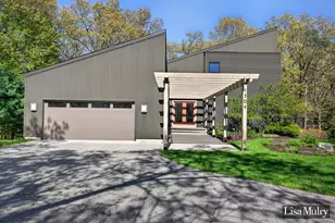 1304 Amelanchier Ln, Lowell, MI 49331 - Photo 5