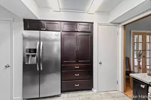 1649 Pembroke St SE, Kentwood, MI 49508 - Photo 9
