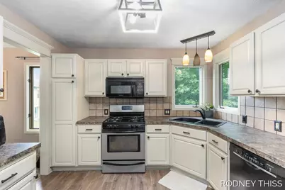 11576 Spruceview Drive, Allendale, MI 49401 - Photo 9