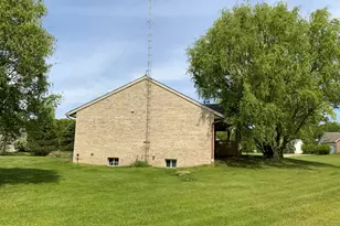 7715 Hidden Knoll Ct NE, Byron, MI 48418 - Photo 17