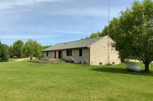 7715 Hidden Knoll Ct NE, Byron, MI 48418 - Photo 19