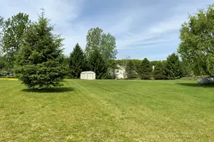 7715 Hidden Knoll Ct NE, Byron, MI 48418 - Photo 15