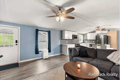 14700 Hanna Avenue NE, Cedar Springs, MI 49319 - Photo 7