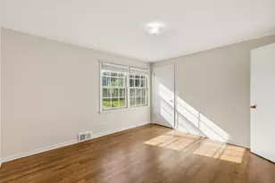 1905 Millbank St SE, Grand Rapids, MI 49508 - Photo 25