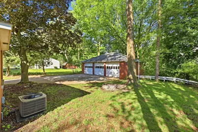 1905 Millbank Street SE, Grand Rapids, MI 49508 - Photo 37