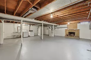 1905 Millbank St SE, Grand Rapids, MI 49508 - Photo 33