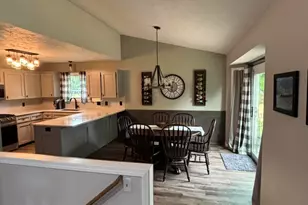 7532 Woodcliff Dr, Hudsonville, MI 49426 - Photo 11