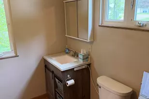 250 Lois Dr, Battle Creek, MI 49015 - Photo 15