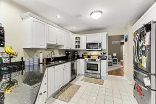 55800 Cedar Ln, Paw Paw, MI 49079 - Photo 5