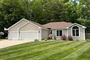 55800 Cedar Ln, Paw Paw, MI 49079 - Photo 1