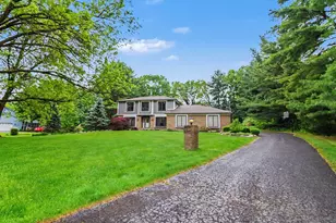 6588 White Pines Dr, Brighton, MI 48116 - Photo 3