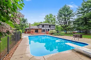 6588 White Pines Dr, Brighton, MI 48116 - Photo 43