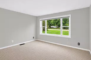 565 Collette Ave, Kalamazoo, MI 49048 - Photo 15
