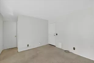 565 Collette Ave, Kalamazoo, MI 49048 - Photo 19