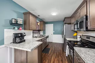 2515 De Laat Ave SW, Wyoming, MI 49519 - Photo 7