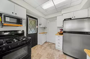 514 Jefferson St, Jackson, MI 49202 - Photo 9