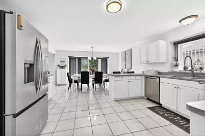 30098 Fairfield Drive, New Baltimore, MI 48051 - Photo 13