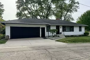 84 Kings Blvd, Sparta, MI 49345 - Photo 3