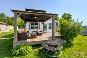 1996 Shore Dr, Orleans, MI 48865 - Photo 9