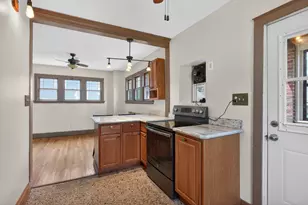 716 Sixth St, Jackson, MI 49203 - Photo 13