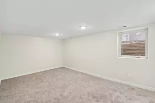 846 Evergreen St SE, Grand Rapids, MI 49507 - Photo 13